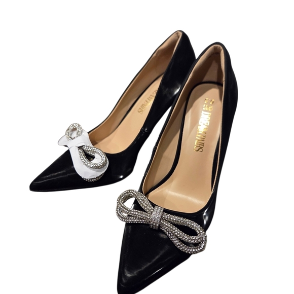 Dream Pairs Shoes - Elegant Dream Pairs Black and Silver Rhinestone Pumps with Bow Detail